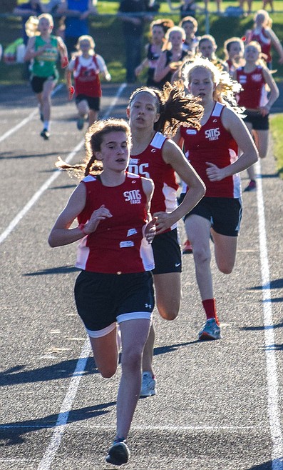 Bullpups win 7th grade district track meet Bonner County Daily Bee