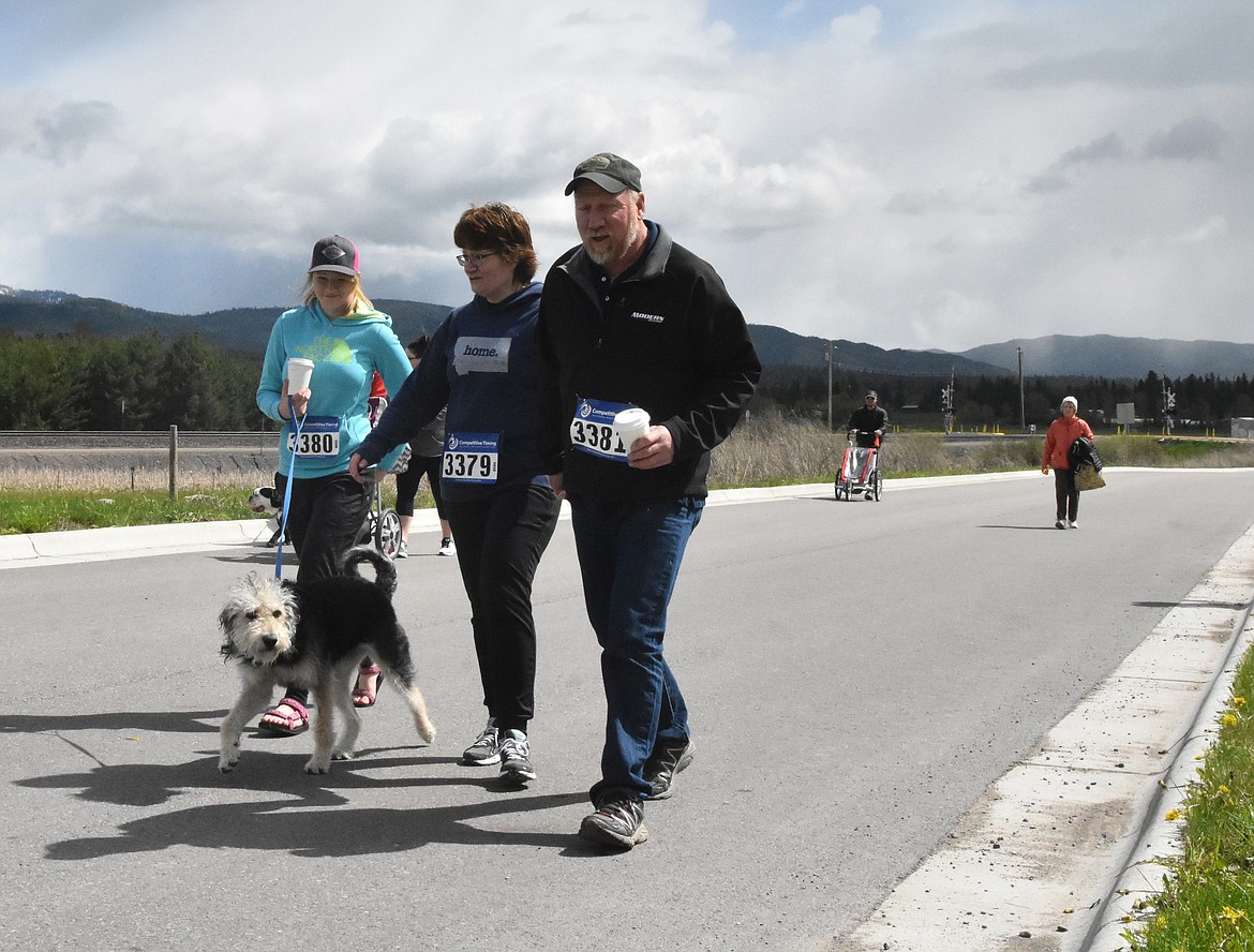 Runners and their dogs competed in the 8th annual WAG race Sunday morning at the Whitefish Hugh Rogers WAG dog park. (Heidi Desch/Whitefish Pilot)