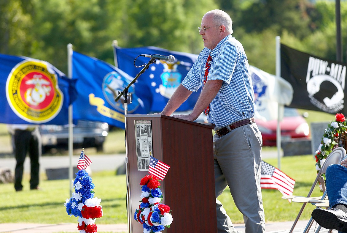 Jay Maloney speaks at a Memorial Day ceremony at the Veterans Memorial in Libby Monday evening, May 29, 2017. (John Blodgett/The Western News)