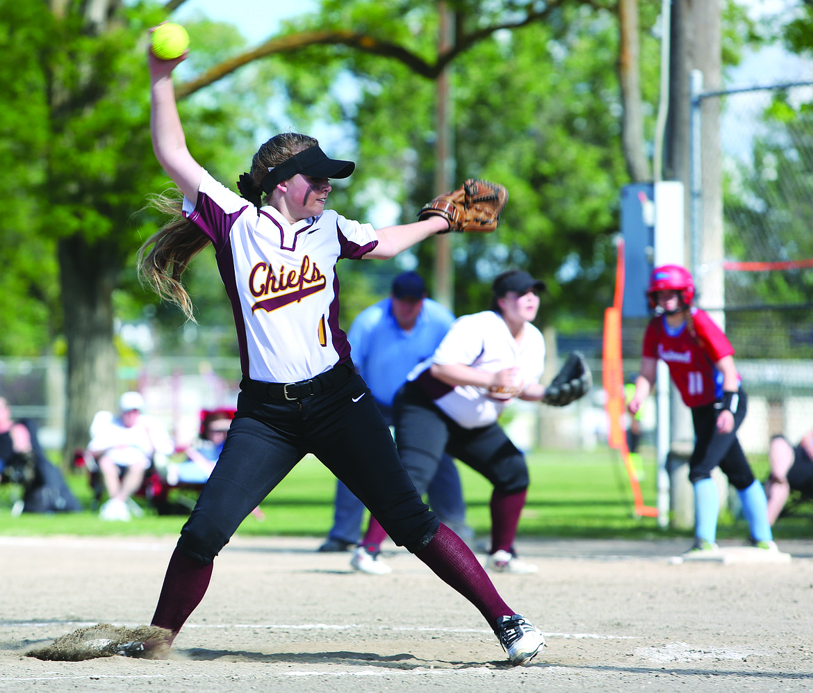 Connor Vanderweyst/Columbia Basin Herald
Moses Lake starter Gina Skinner delivers to the plate against Eastmont.