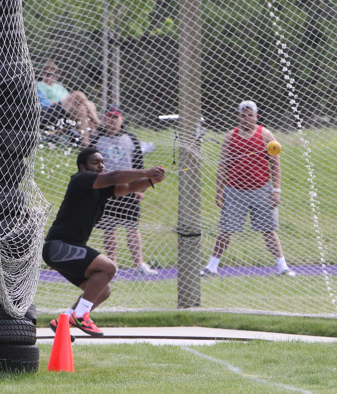 JASON ELLIOTT/Press
Amani Brown of Washington State makes his first attempt at the hammer throw during Saturday&#146;s IronWood Throws Classic. Brown finished fourth in the event with a throw of 183 feet, 8 inches.