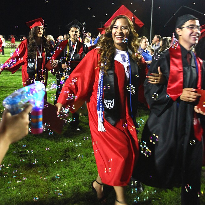 Othello graduates 225 in Friday ceremony | Columbia Basin Herald