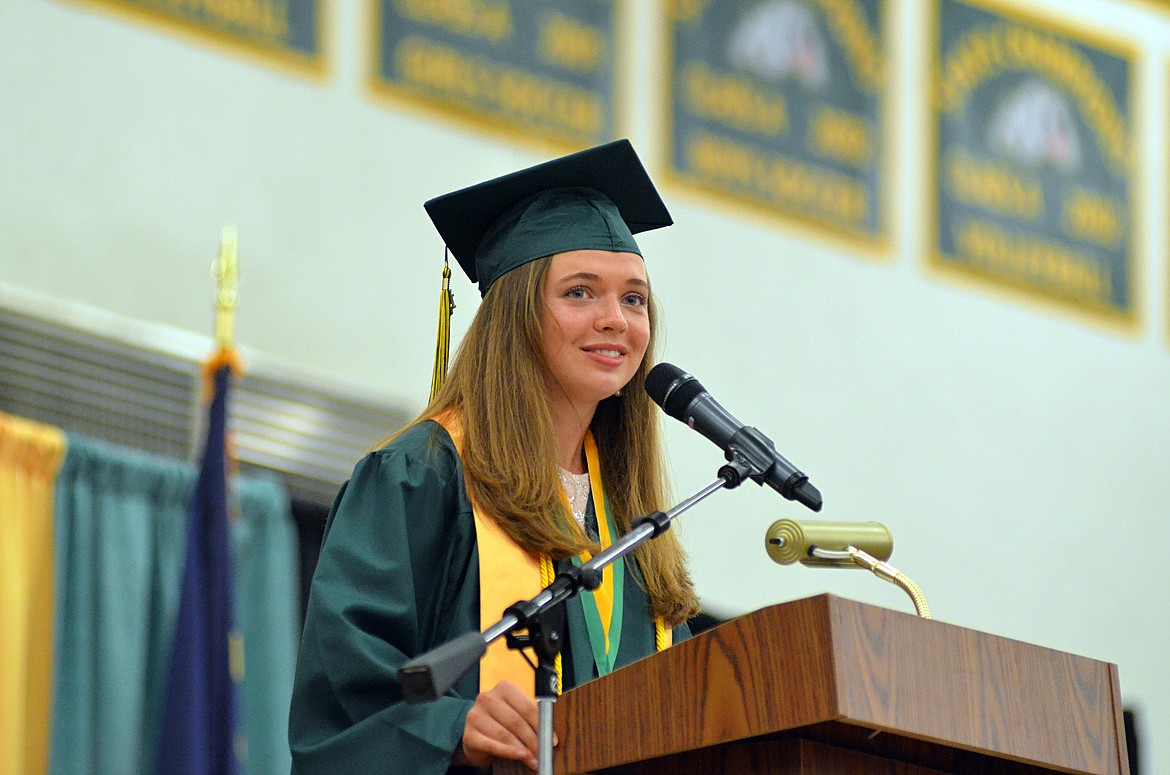 Julia Houston gives the farewell address to the class of 2017. (Heidi Desch/Whitefish Pilot)