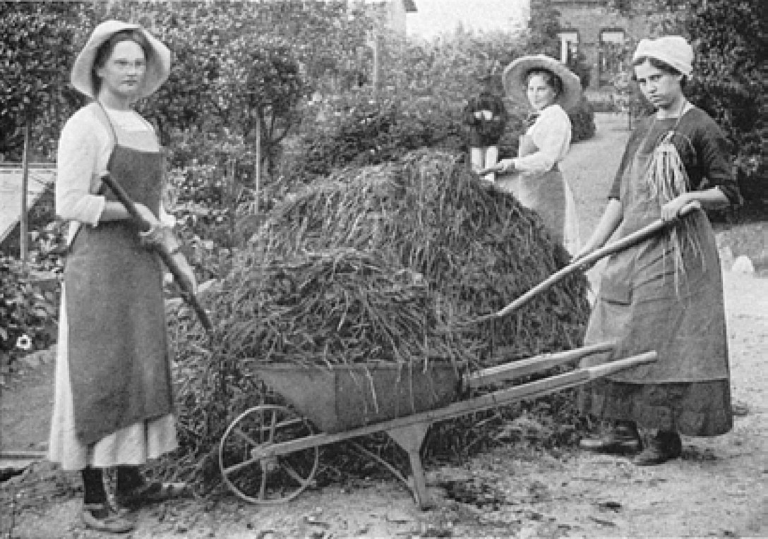 PINSDADDY
In the early American West, women by necessity often did man&#146;s work as well.