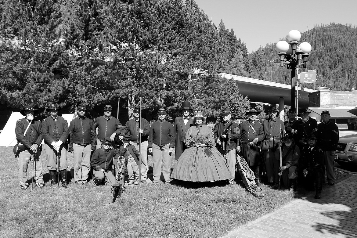 Union soldiers (Civil War reenactors with the Washington Civil War Association) from Battery I and Battery M with other prominent figures from the Civil War era after the headstone dedication.