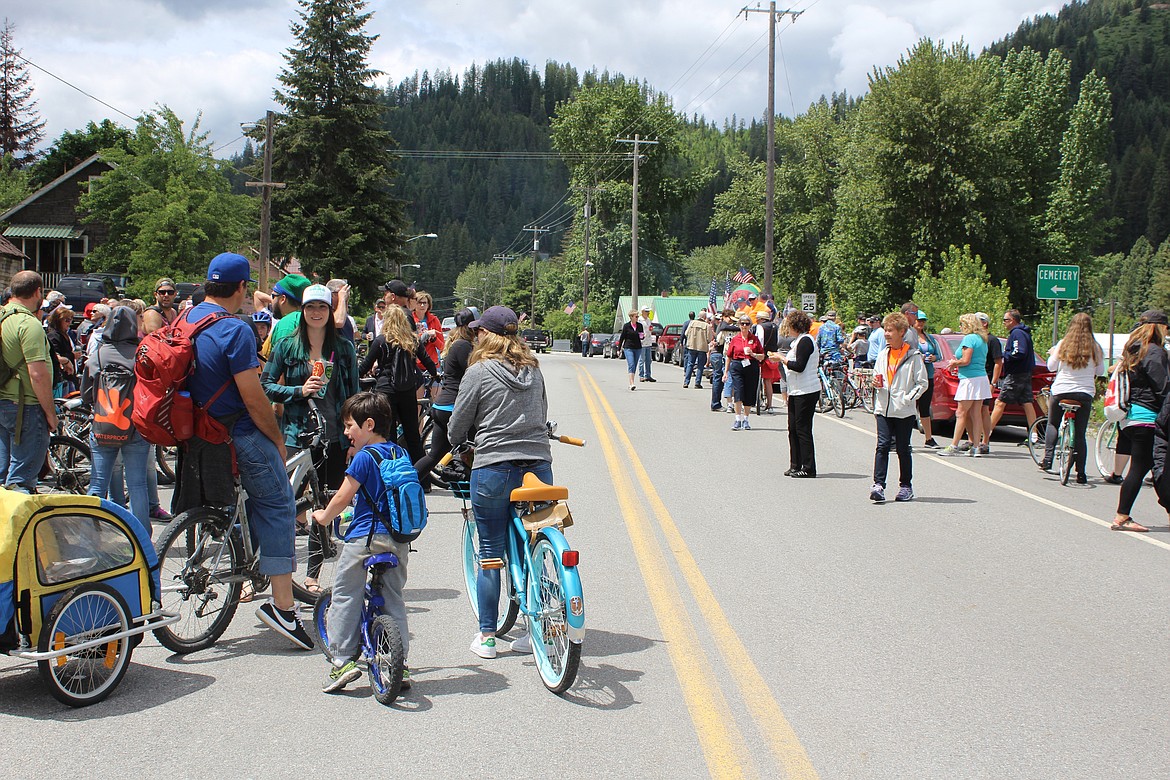 A portion of the follower get ready to move as the ball continues down the river in Mullan.