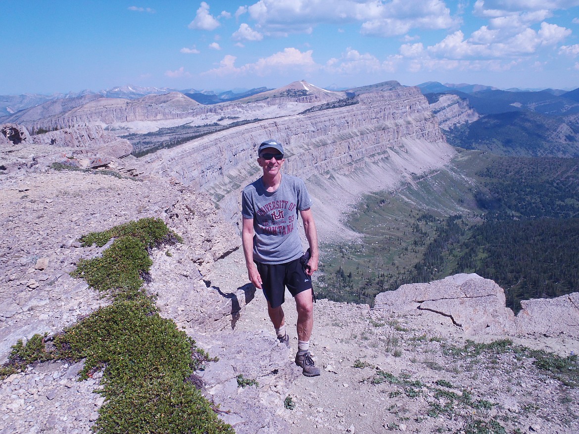 How to Hike the Top of the Chinese Wall in the Bob Marshall Wilderness -  Two Fish Traveling