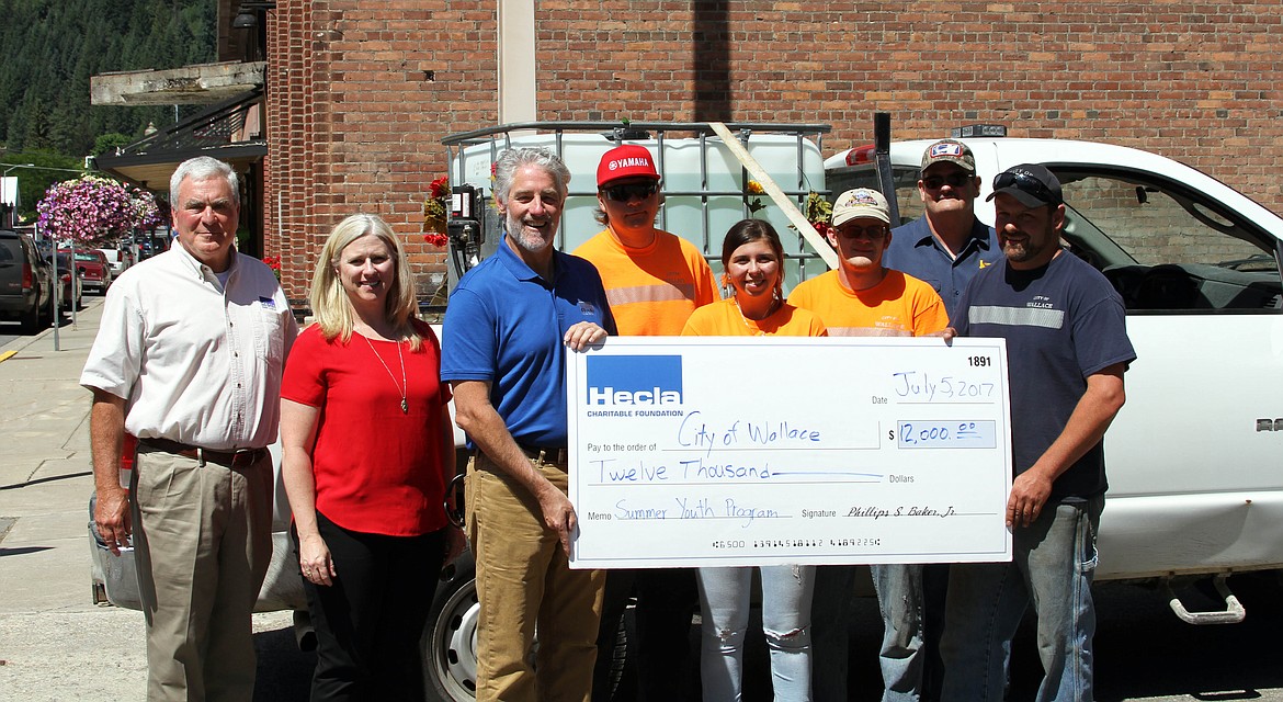 Photo by JOSH MCDONALD
The HCF donated $12,000 to the City of Wallace to fund their student work program within the Wallace Street Department. Pictured with Baker, Dexter, and Turner are Colton Smith, Hope Spears, Brian Davis, Faron Bassemier, and Jim Cason.