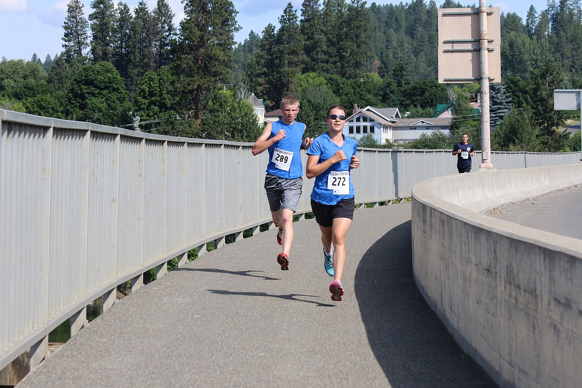 Photo by Mandi Bateman
Taylor Merrill, who won the Women&#146;s 5K, followed closely by Sam Gorton, who took second place in the men&#146;s 16-19 Age Group.