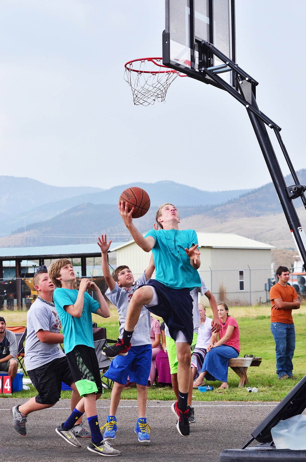 MANY teams were in action this weekend for the 3-on-3 basketball tournament in Plains. (Erin Jusseaume/Valley Press)