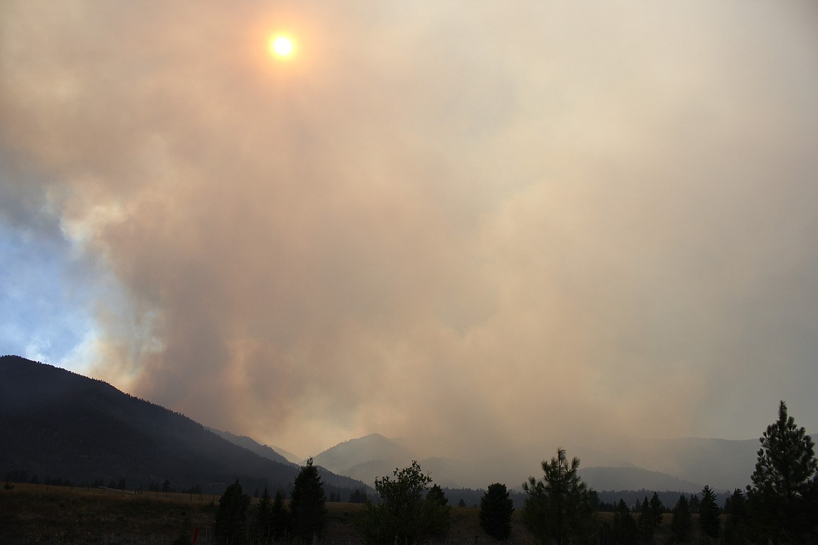 Sunrise Fire burning 11 miles east of Superior is dangerously close to homes. Residents are on high alert to leave the area. (Kathleen Woodford/Mineral Independent).