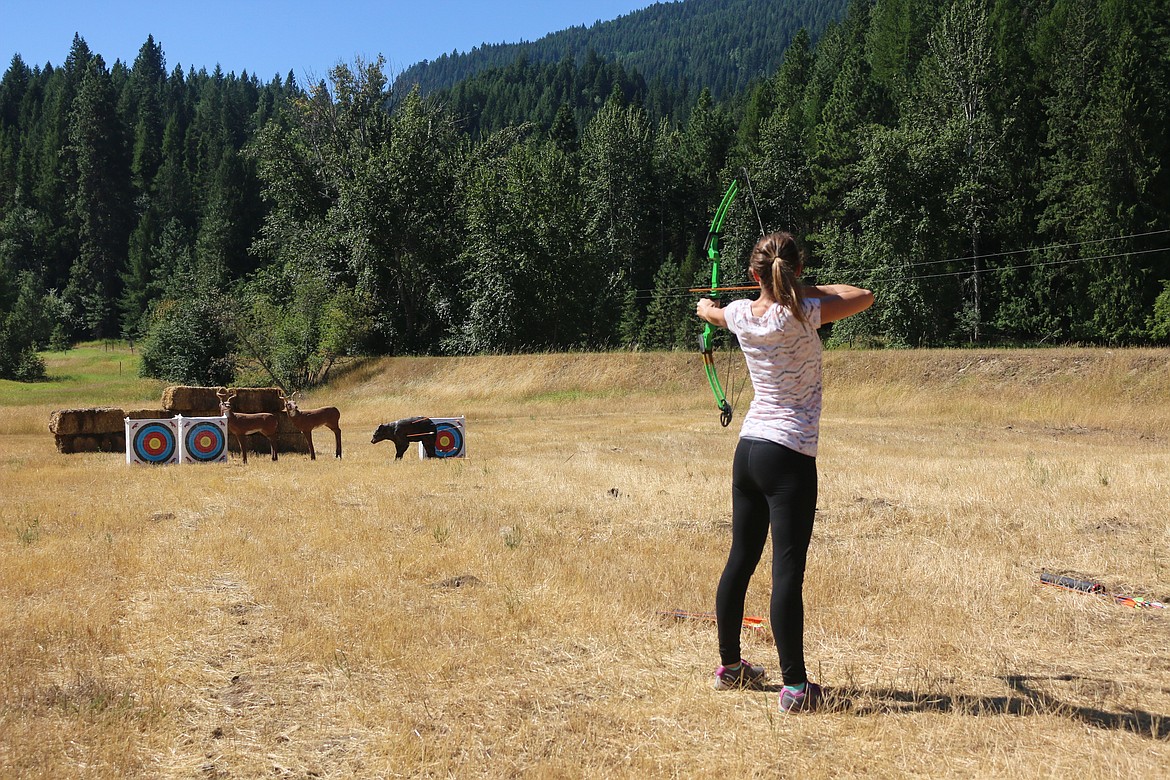 (Photo by MANDI BATEMAN)
Participants in the recent Women&#146;s Outdoor Clinic take aim.