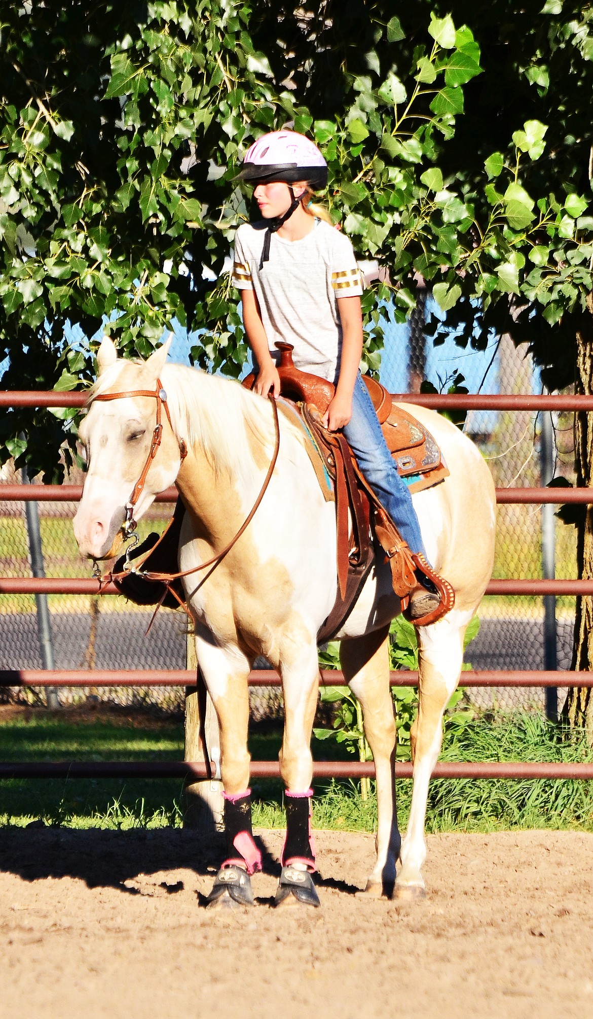 Trout Creek 4H rider Sydney Wilson taking part in group training with Nancy Beech. (Erin Jusseaume/Clark Fork Valley Press)