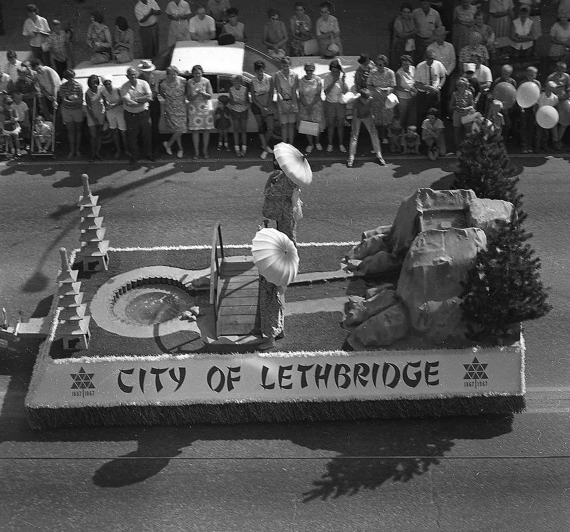 Lethbridge responded to the call for parade entries from Canada and had their float featured on the Inter Lake’s front page the afternoon of the parade.