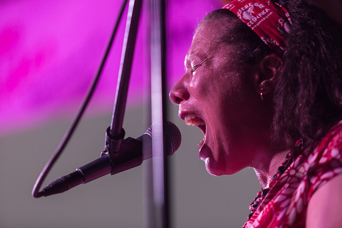 Suze Sims plays drums and sings for her band at the Riverfront Blues Festival in Libby on Friday, Aug. 11, 2017. (John Blodgett/The Western News)