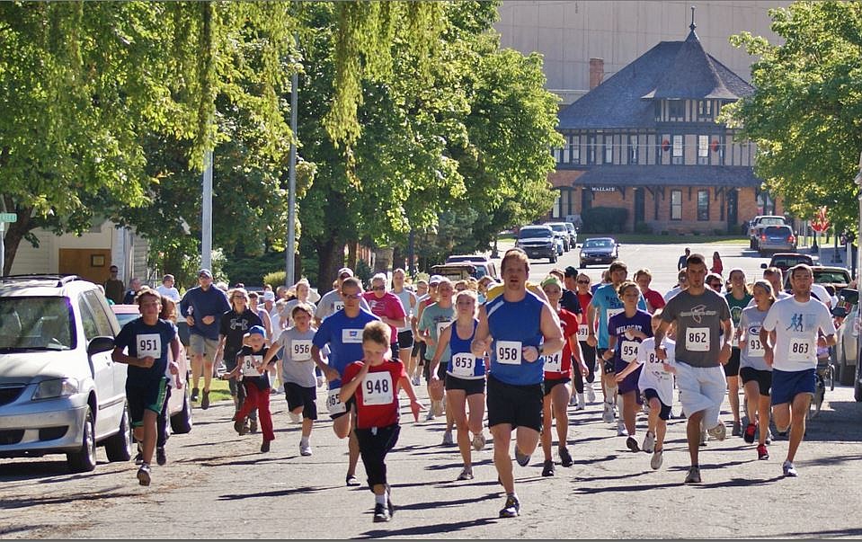 Participants in last year&#146;s 5K run/walk.