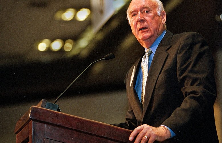 AP
Former Idaho governor and Interior secretary Cecil Andrus introduces a speakers at a Federal Land Policy Symposium at Boise State University in 1999.