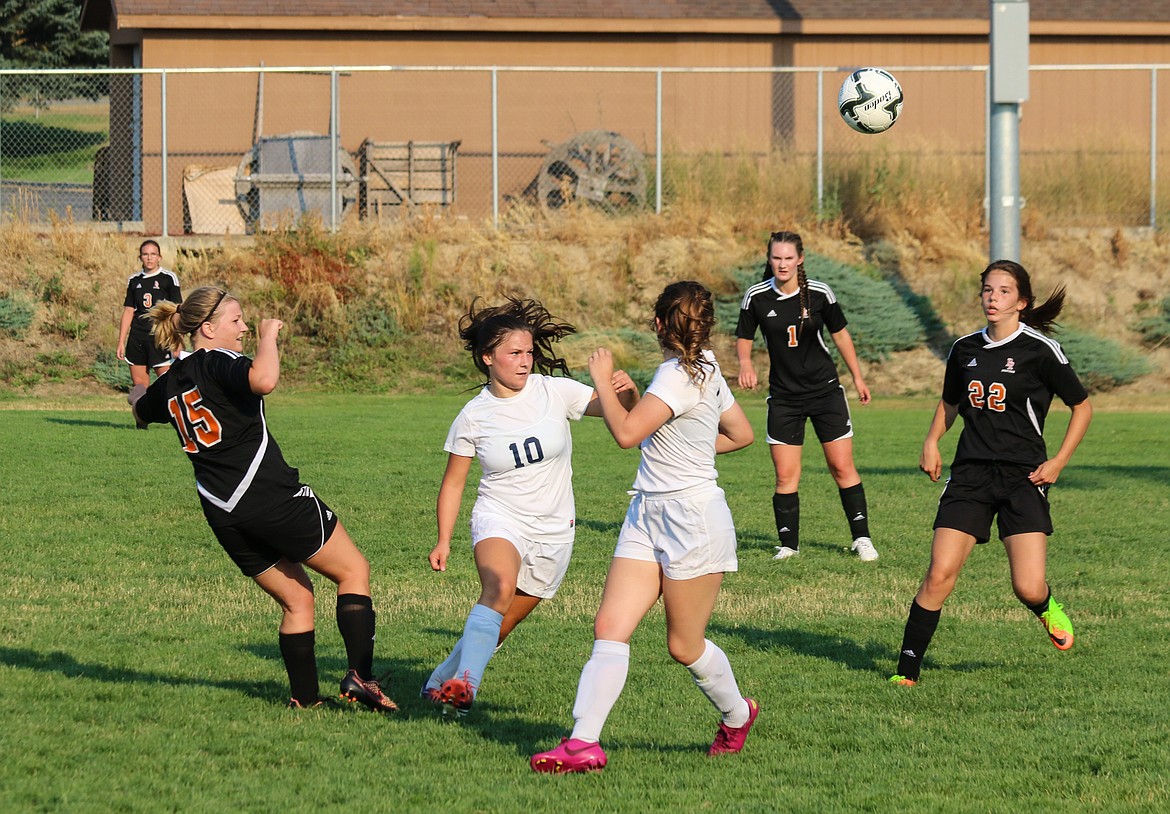 Photo by Mandi Bateman
Lady Badgers fought hard to take the win.