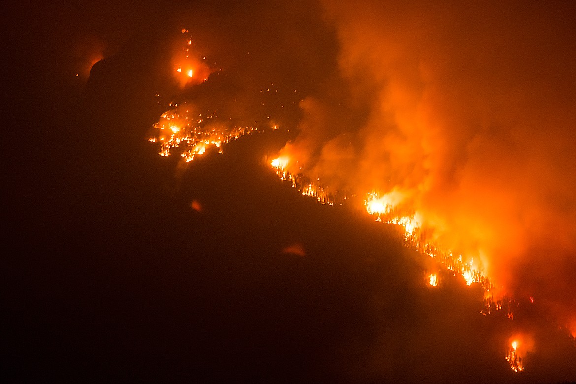 A Sprague Fire burns on Mount Brown Sunday night. (Chris Peterson photos)