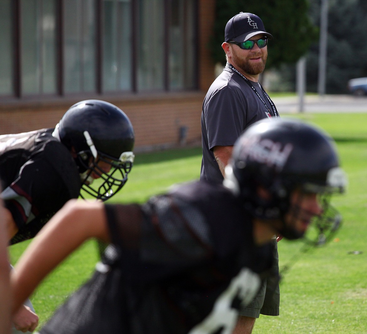 Rodney Harwood/Columbia Basin Herald
Almira/Coulee-Hartline head coach Brandon Walsh leads practice.