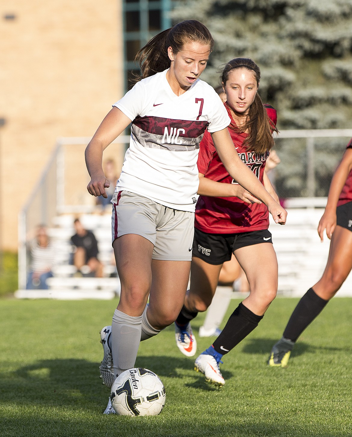 LOREN BENOIT/Press
Linnea Pretzer dribbles the ball in open space against Yakima Valley College on Wednesday. NIC won 1-0.