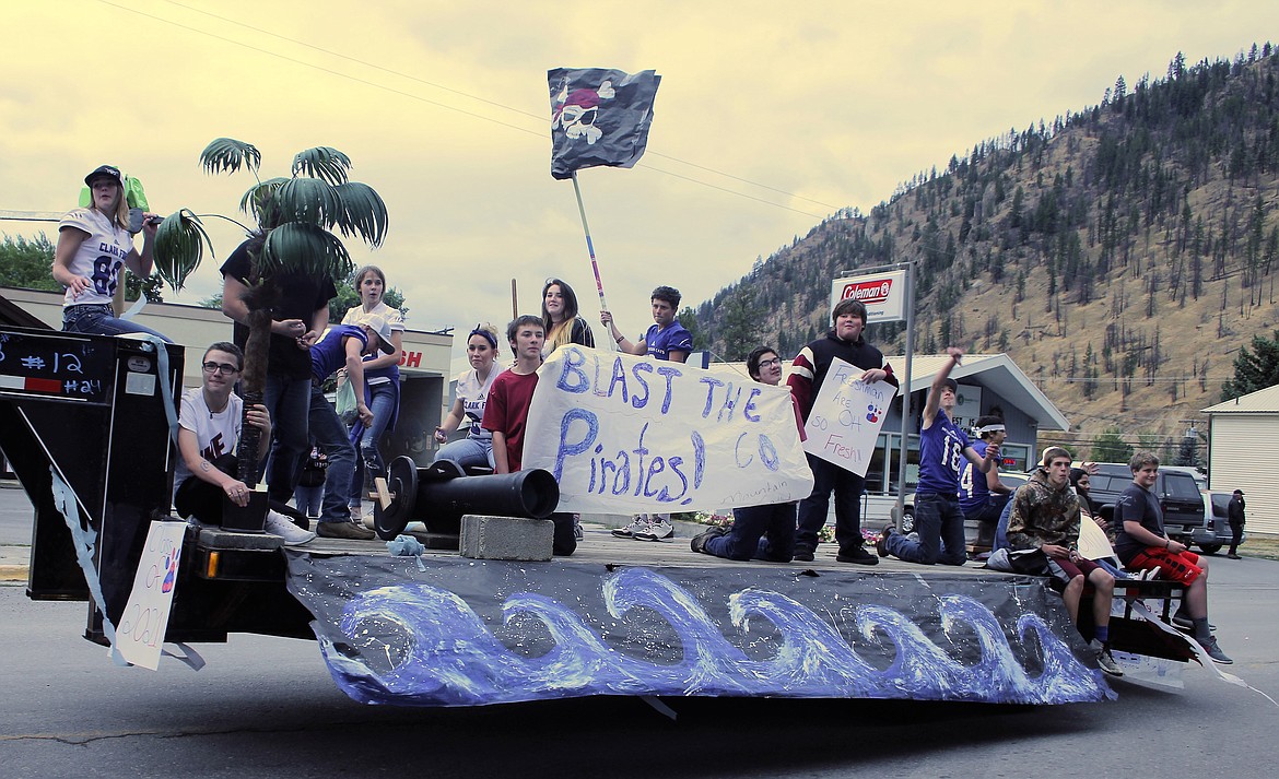 Homecoming floats made their way down River Street in Superior on Friday to kick off the evenings festivities, including a football game and dance. (Photo by Frankie Kelly)