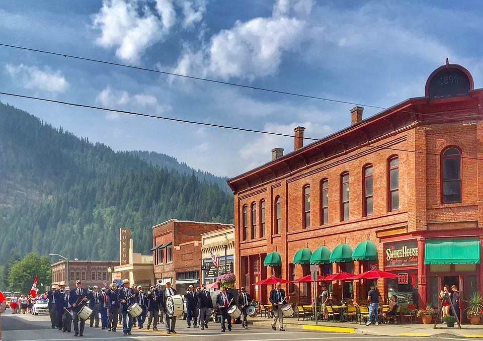 Photo courtesy of Lizzie Keitel/
The Wallace Elks Drum and Bugle Corps lead the charge in Saturday's parade down Bank Street near 'the center of the universe.'
