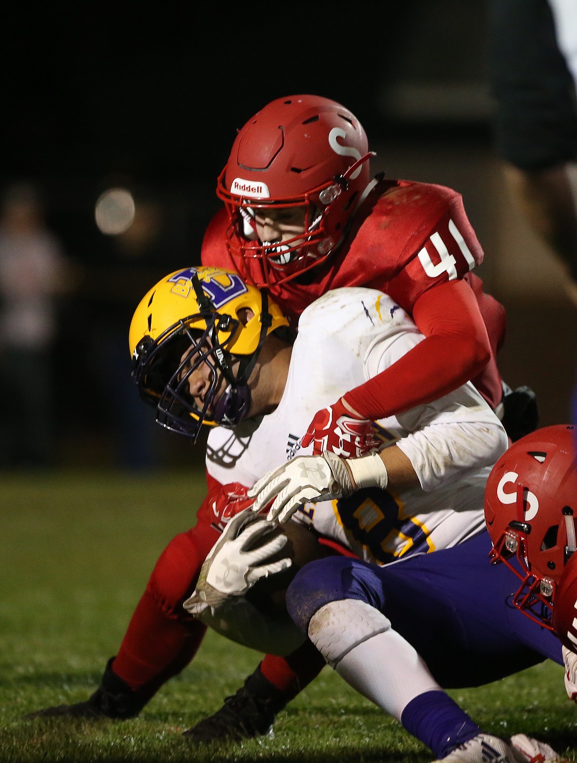 (Photo by JASON DUCHOW PHOTOGRAPHY)
Senior linebacker Joe Schauwecker delivers a hit to the Lewiston player, as the Bulldogs&#146; defense was tough to run against.