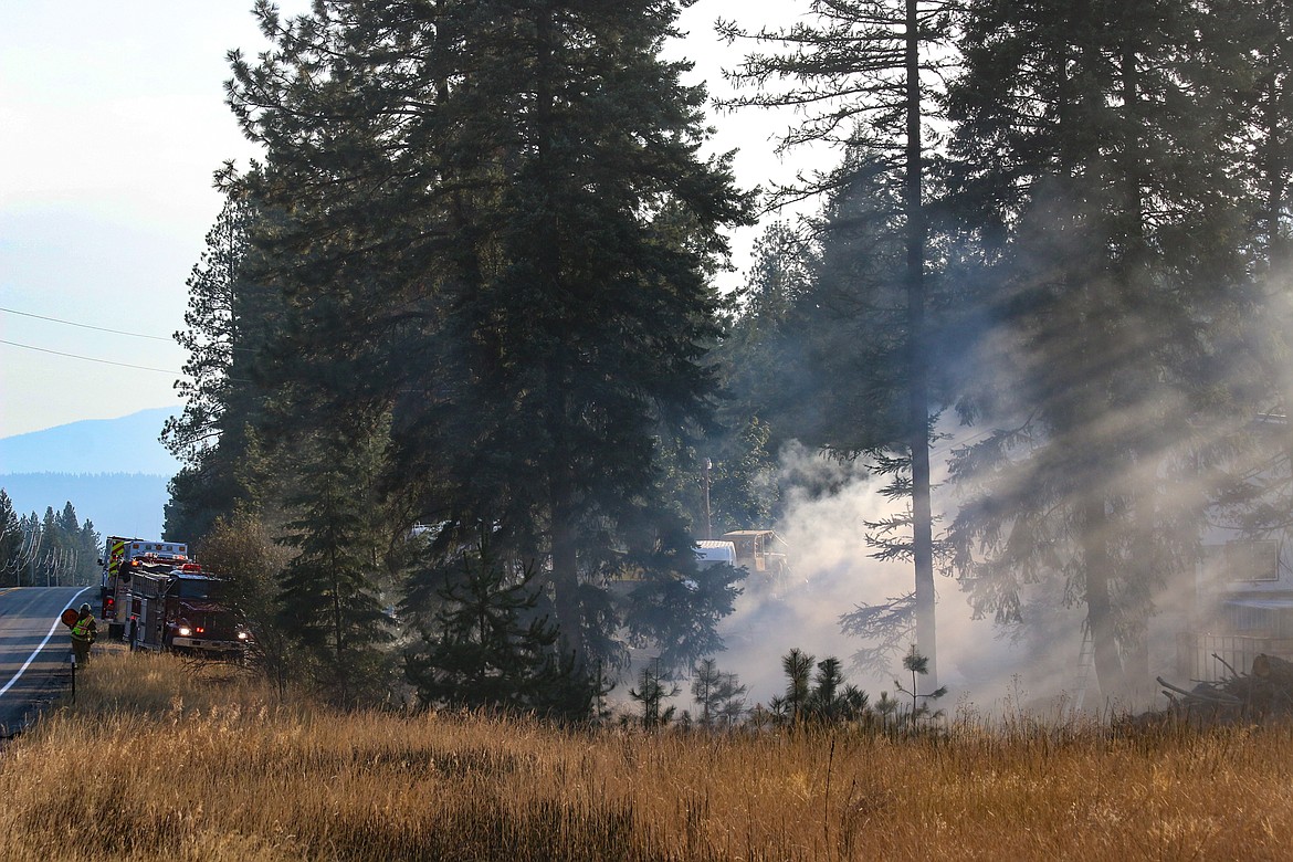 Photo by Mandi Bateman
Smoke from the boat fire, just south of Moose Valley Farms.