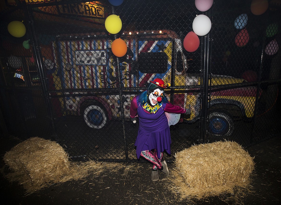 LOREN BENOIT/PressGinks the clown strikes a pose during opening night of Scarywood.