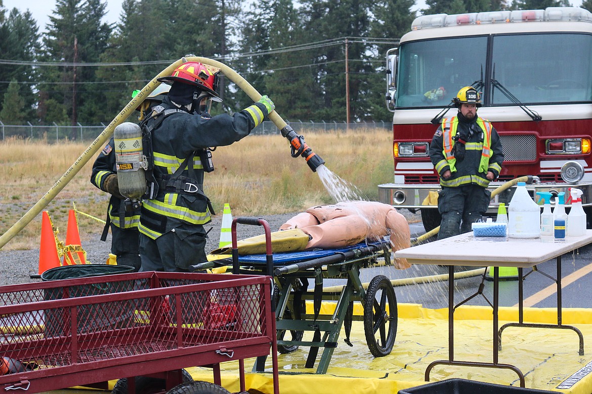 Photo by Mandi Bateman
On a cold and rainy day, the first responders worked for over 12 hours.