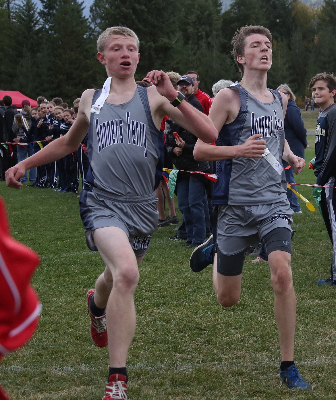 Photos by Eric Plummer/Hagadone News Network
Bonners Ferry runners Sam Gorton and Austin Donn race for the finish line at Saturday&#146;s William Johnson Invitational at Travers Park in Sandpoint.