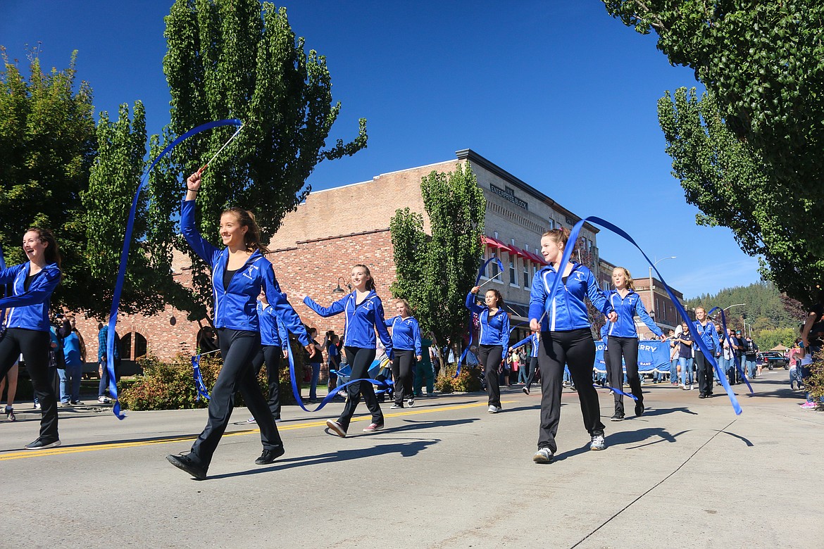 The Homecoming Parade drew a crowd with plenty of Badger pride, set against the backdrop of a perfect autumn day.