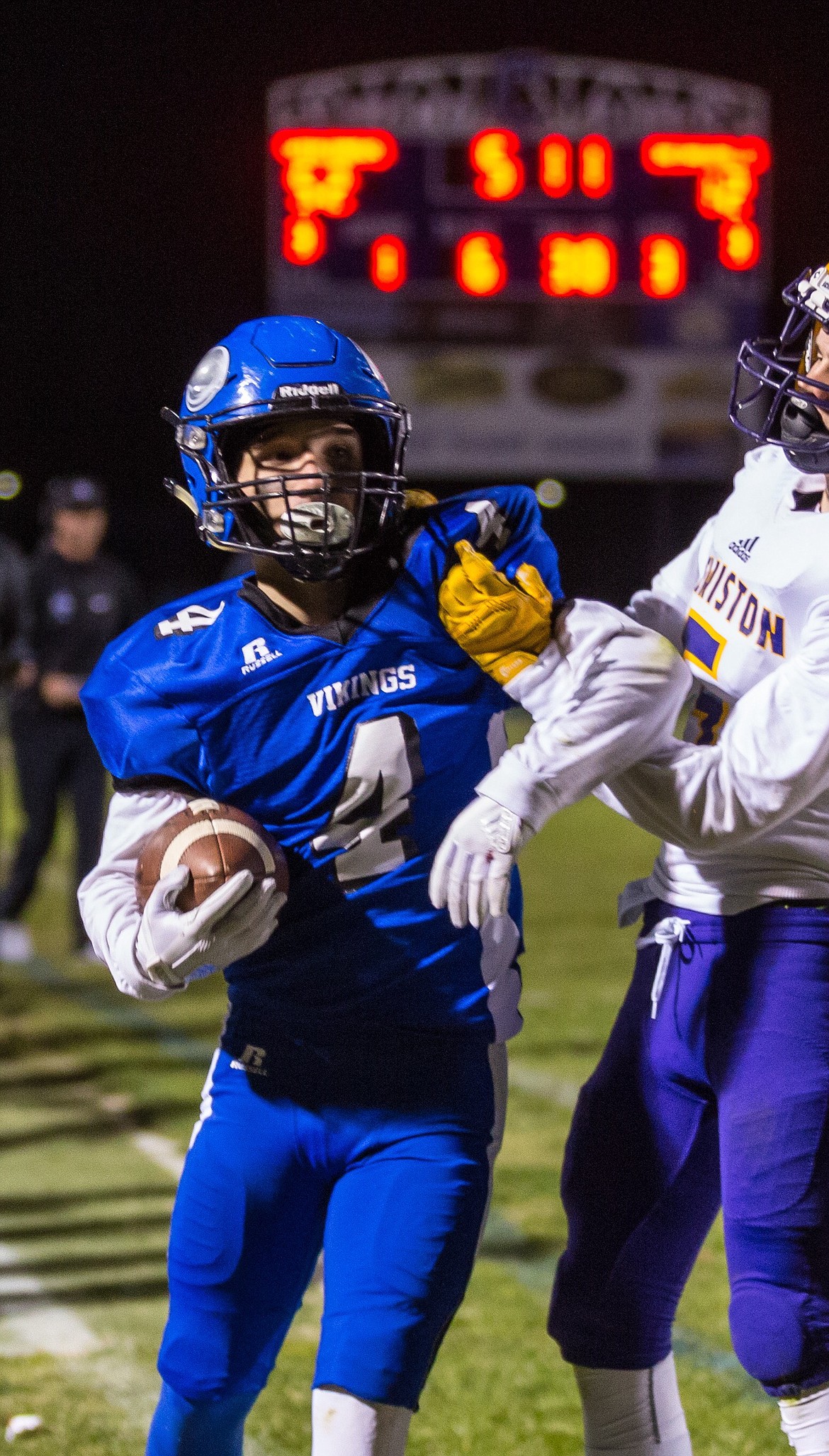 Cheryl Nichols Photography
Senior wide receiver/defensive back Derek Gove is this week&#146;s Coeur d&#146;Alene High Nosworthy&#146;s Hall of Fame Co-Offensive Player of the Week. Gove had 4 catches for 58 yards, including a TD, against Lewiston.