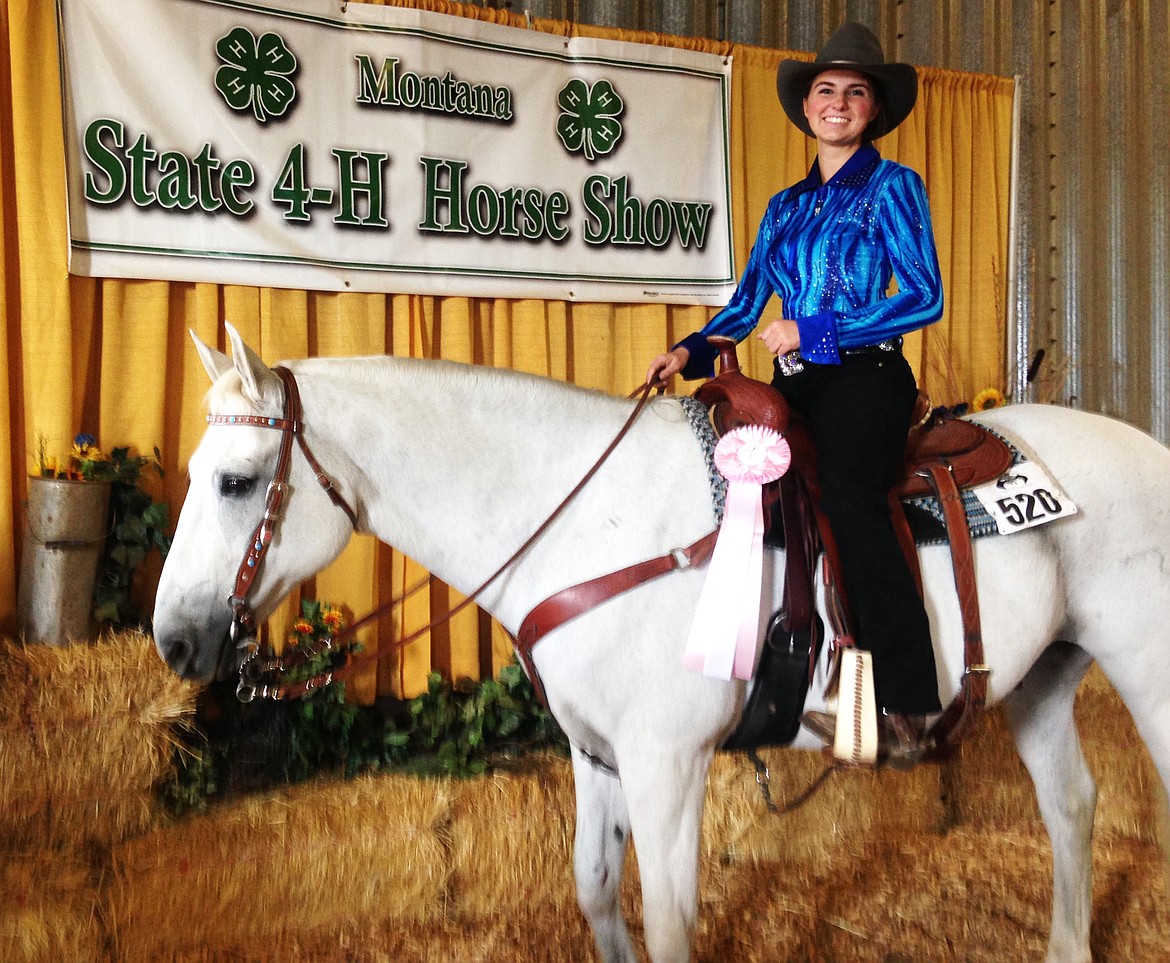 Jessica Bronner in her Western Attire at the 4H State Show (Photo supplied by Cindy Bronner)