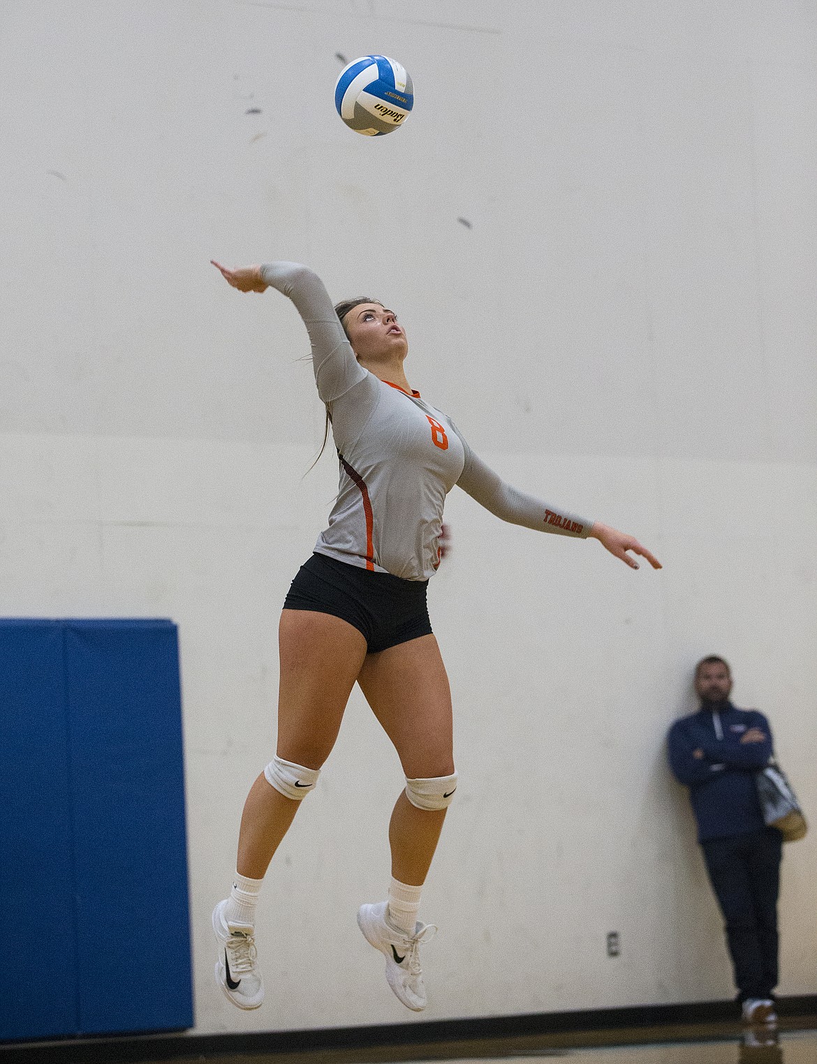 LOREN BENOIT/Press
Allison Munday of Post Falls serves the ball to Eagle in the opening round of the state 5A volleyball tournament on Friday at Coeur d&#146;Alene High.