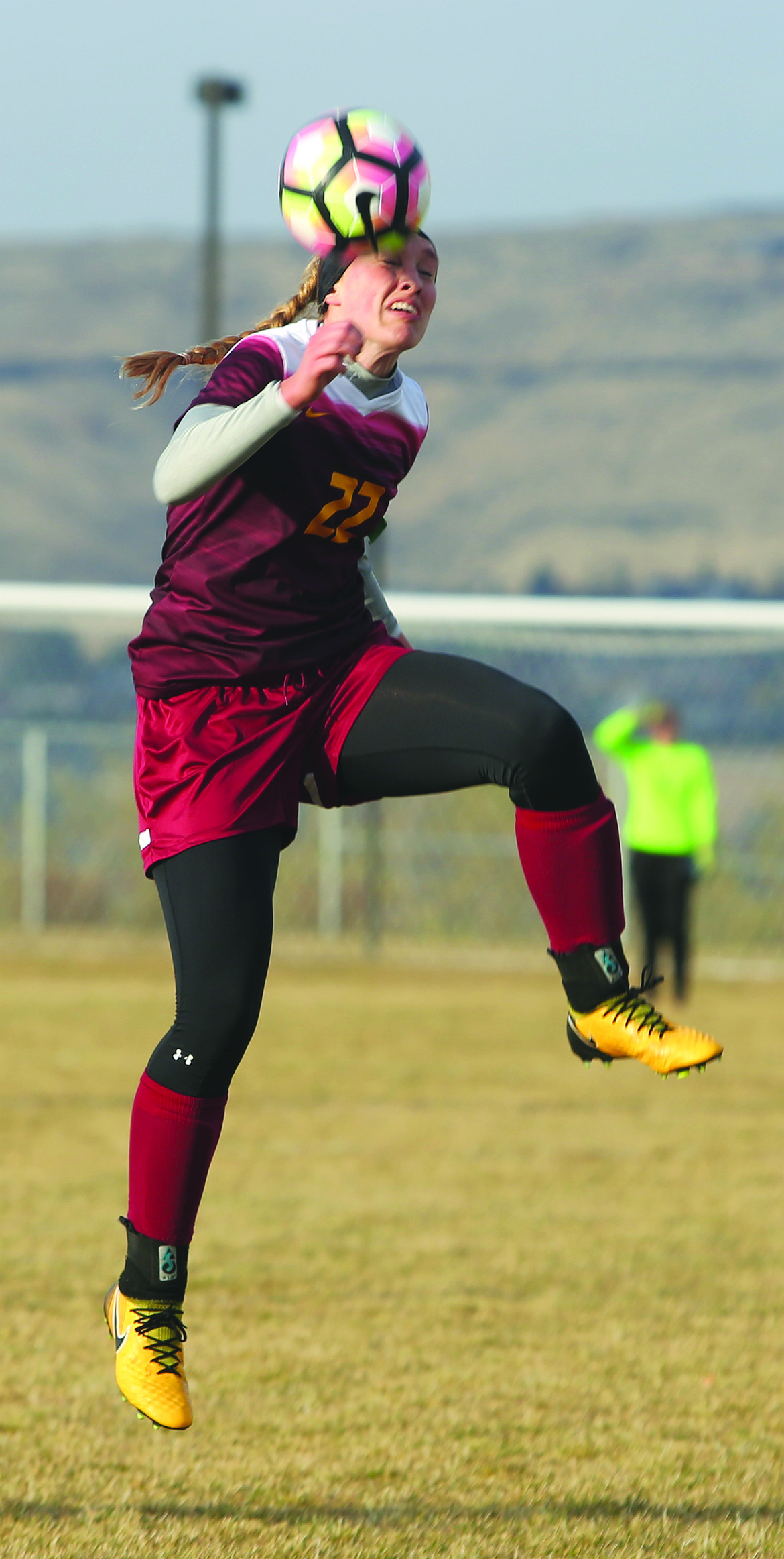 Connor Vanderweyst/Columbia Basin Herald
Moses Lake senior captain Abby Rathbun goes for a header against West Valley.