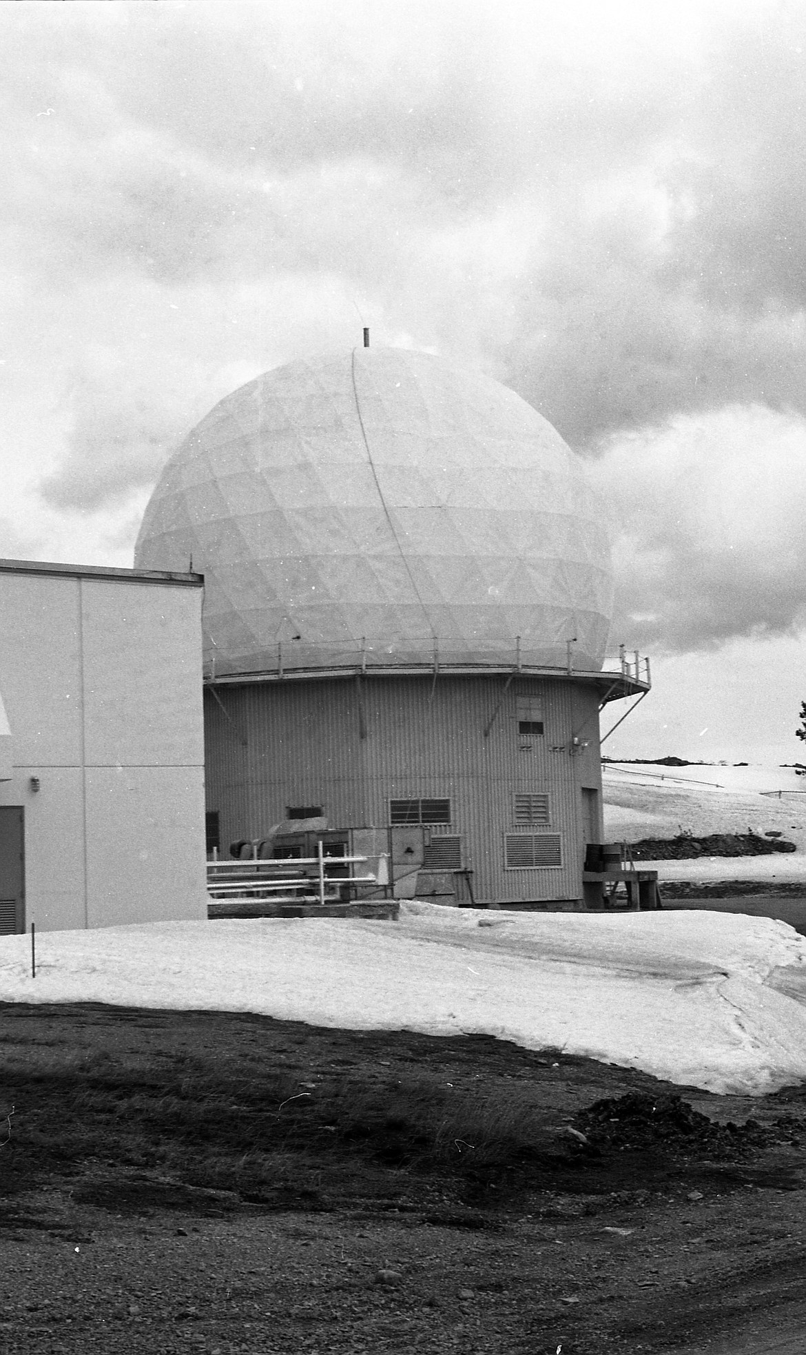 Radar domes the U.S. Air Force base in Lakeside in 1967. (Daily Inter Lake file)