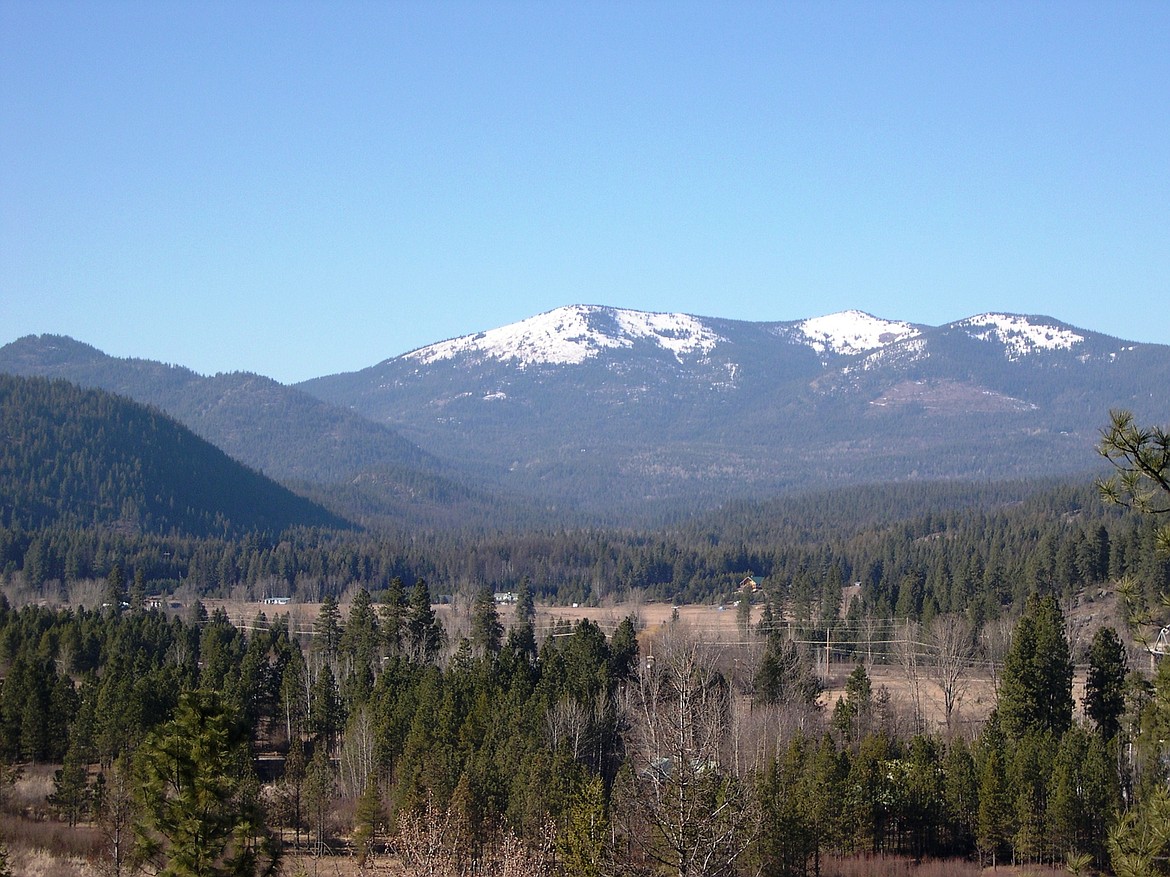 Courtesy photo
Mountain views surround the neighborhoods of Dover Bay.