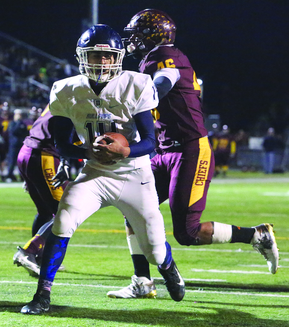 Connor Vanderweyst/Columbia Basin Herald
Gonzaga Prep quarterback Connor Halonen scores the first of his three touchdowns.