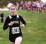 Royal's Kay Lester and Rudy Flores turn in strong performances at cross country state championships