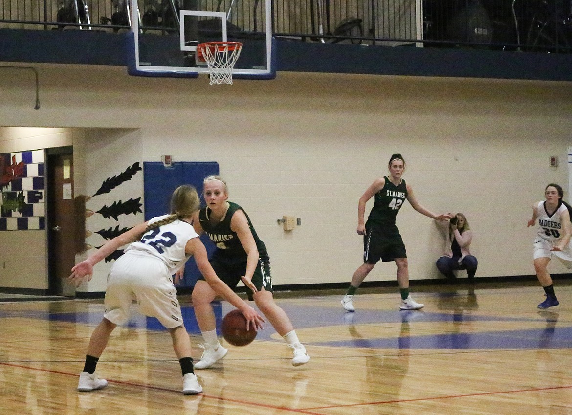 Photo by Mandi Bateman
Maecie Liermann in a standoff against a St. Maries defender.