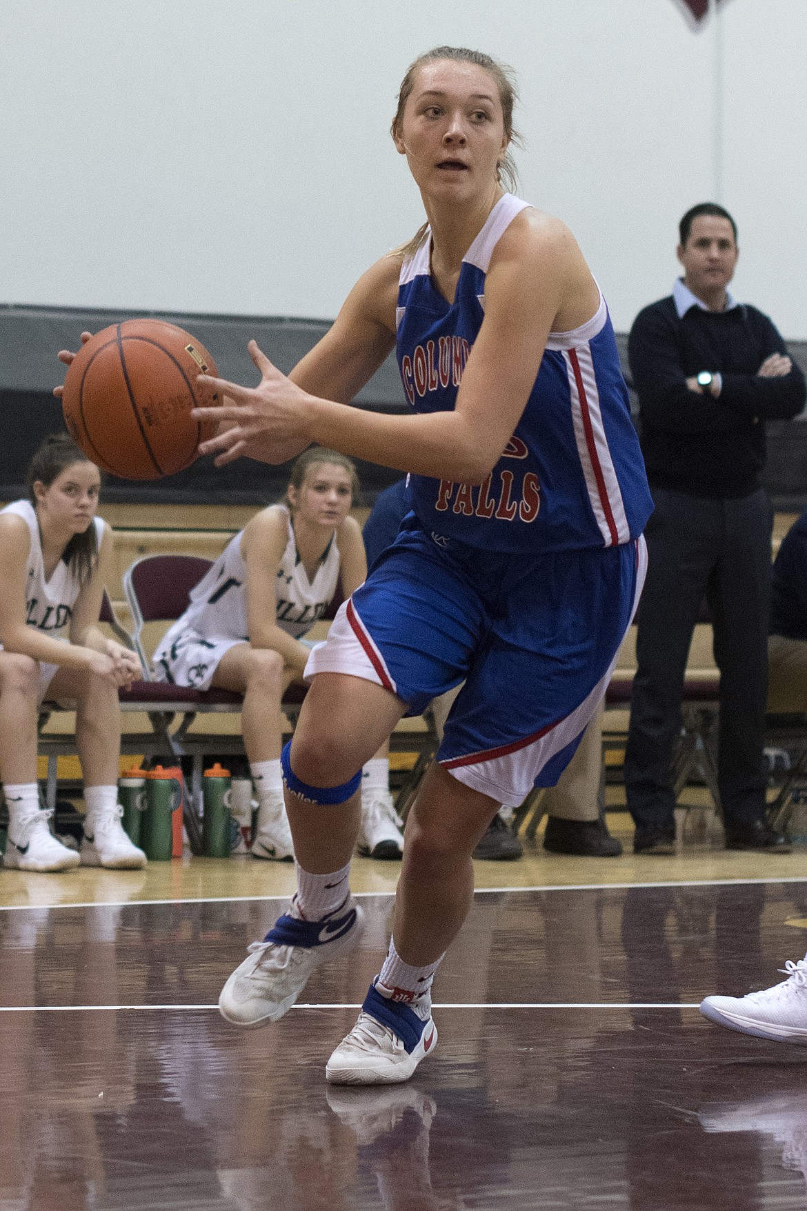 Ryler Kehr makes a move to the basket. (Jeremy Weber photo)