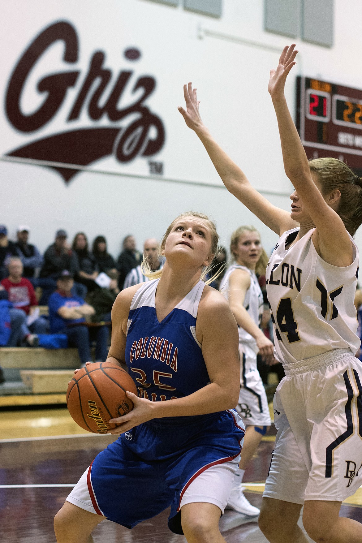 Trista Cowen takes the ball inside against Dillon. (Jeremy Weber photo)