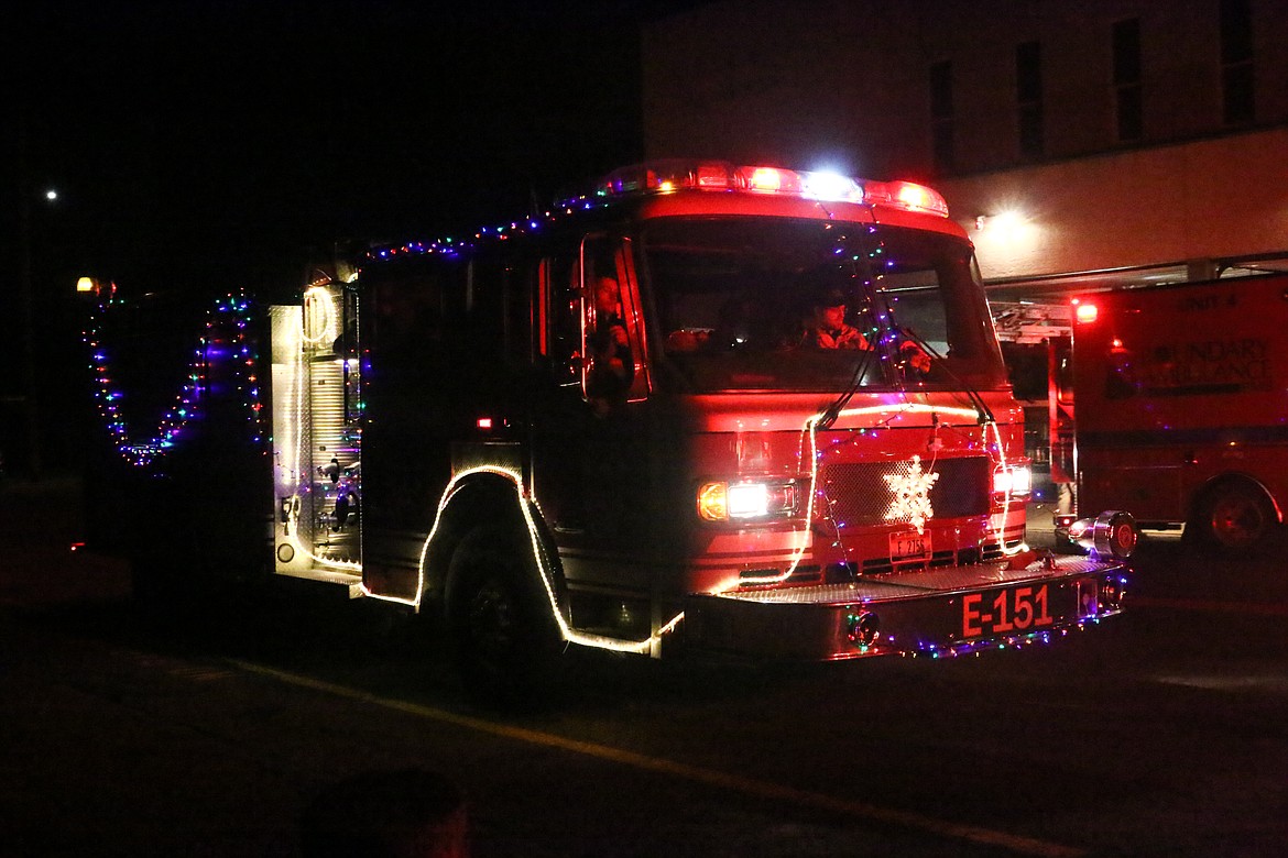 Photo by Mandi Bateman
Brilliantly lit up fire truck during the Chariots of Fire event on December 9.