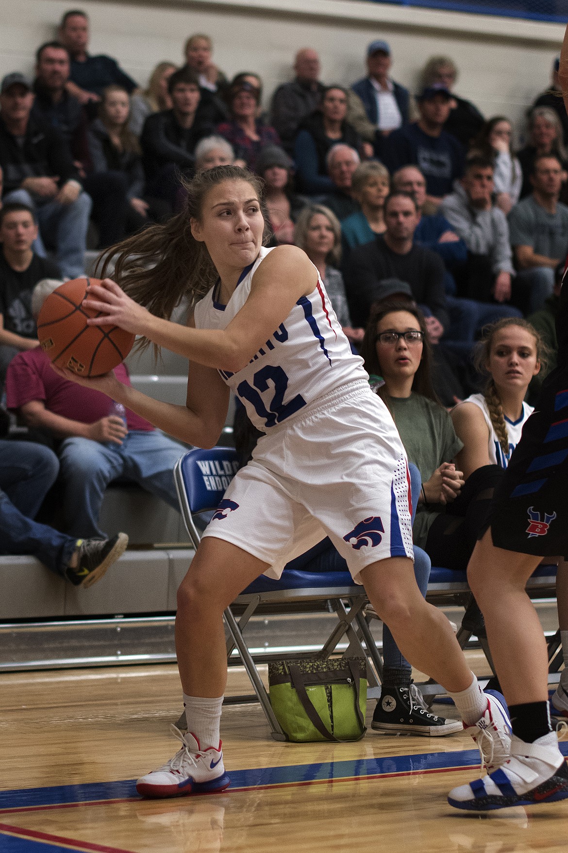 LaKia Hill looks to make a pass against the Valkyries Thursday. (Jeremy Weber photo)