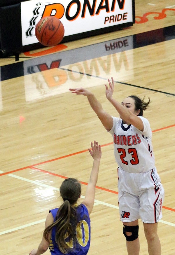 RONAN GAURD Louetta Conko-Camel shots over Libby guard during the Libby-Ronan game Saturday afternoon at the Ronan Events Center. (Jason Blasco/Lake County Leader)