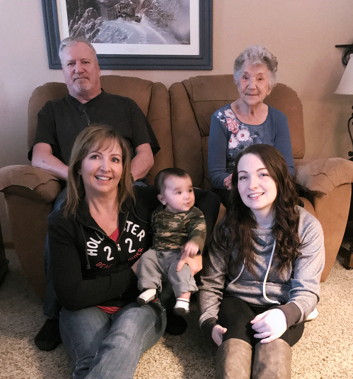 Photo by McKenzie Mutter
Five generation: Counter clockwise from top right: Mavis Baker, Steve Allenberg, Stacey Frederickson, Casey James Mutter, and Kaprice Frederickson