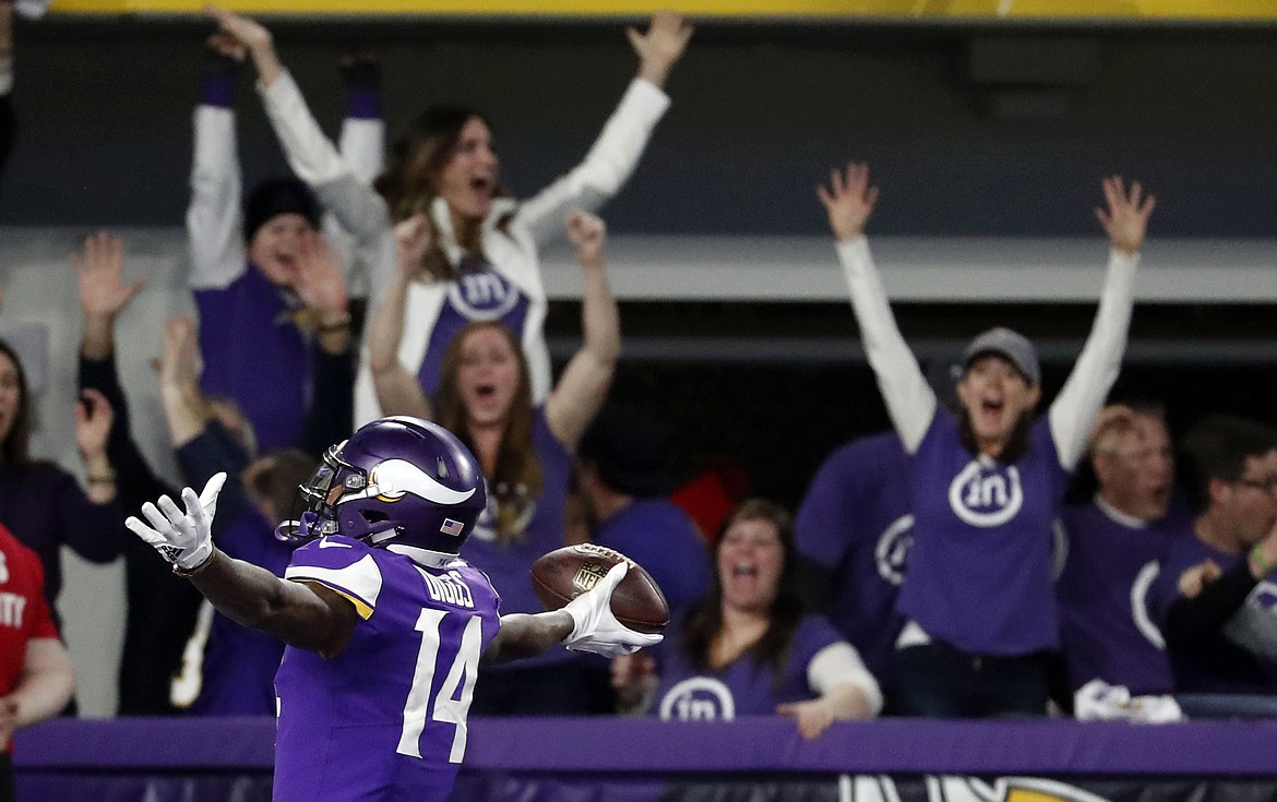 NFL playoffs 2018: Vikings' painful history lives on after miracle win 