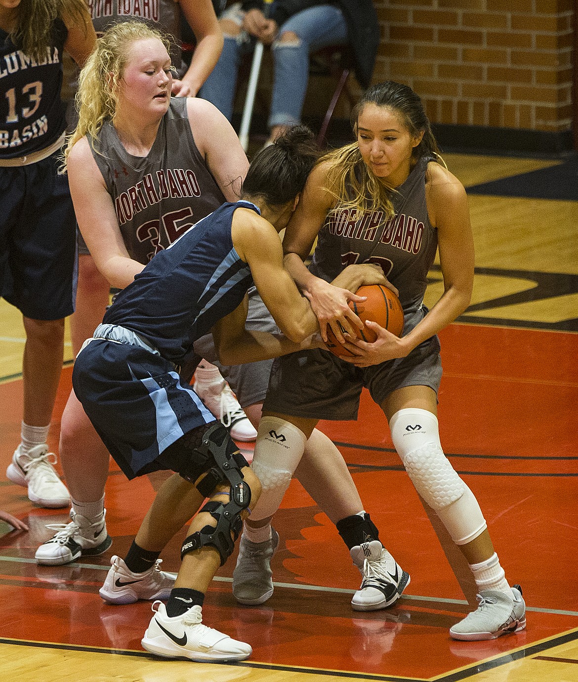 North Idaho College guard Ronnie Harris fights for the ball during Wednesday night&#146;s game at NIC. (LOREN BENOIT/Press)